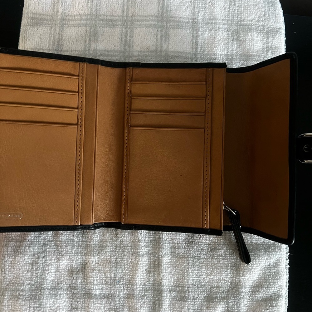 Coach Black Leather Wallet with Silver Buckle - Picture 4 of 8